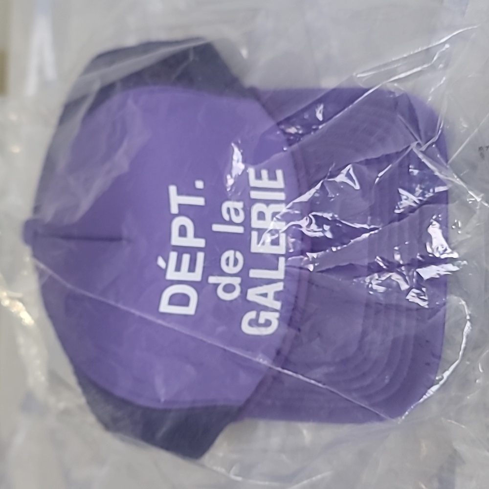 Authentic  gallery dept hat , brand new with tag